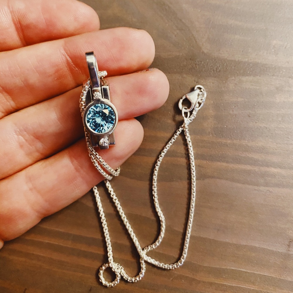 Interchangeable Stone Pendant